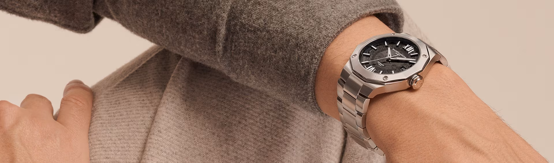 Baume & Mercier background